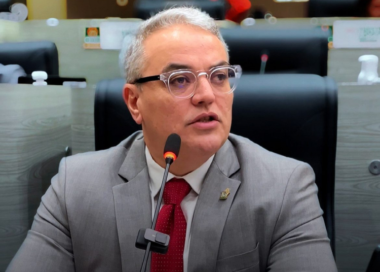 lissandro breval quer informações sobre real situação da manausmed